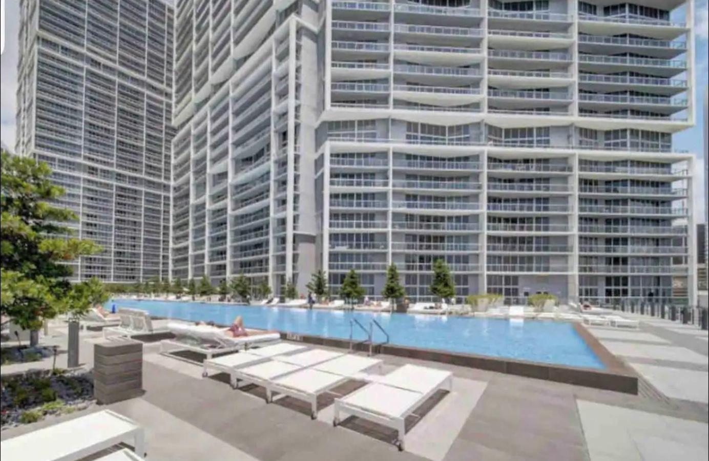 *Iconic W Icon Condo/ Pool&Waterviews*Freespa* ไมอามี ภายนอก รูปภาพ
